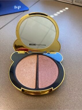 Moschino + Sephora — Rose Gold & Peach highlighter